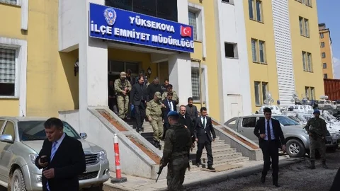 Vali Canbolat'tan Yüksekova'ya Ziyaret