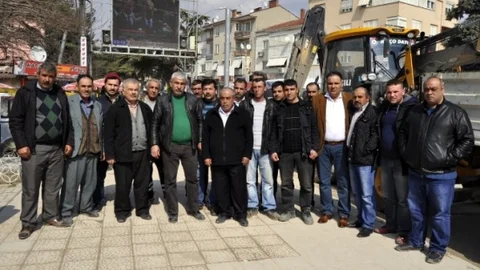 Paralarını Alamadıklarını İddia Eden İşçilerden Eylem