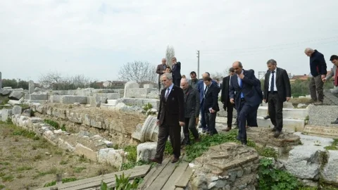 Bursa Büyükşehir Belediyesi Roma Tiyatrosuna El Attı