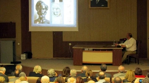 Hekimler Aydın'ın Tarihine Fotoğraflarla Işık Tuttu