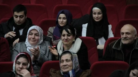 Halk Ozanlarından Sanatçılara Gönderme