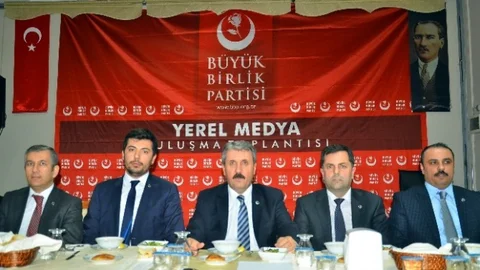 Bbp Genel Başkanı Destici Basın Mensuplarıyla Buluştu