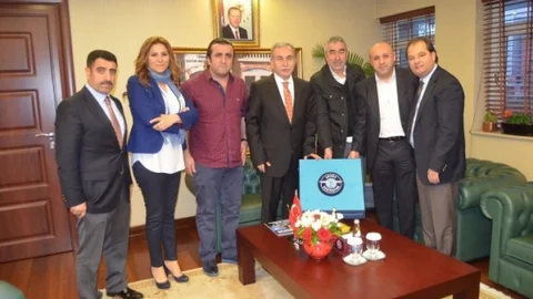 Vali Büyük Demirspor Heyetini Kabul Etti