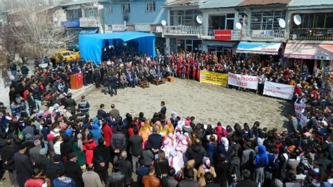 Hınıs'ta Kurtuluş Coşkusu…