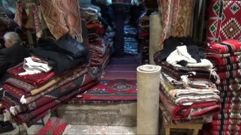 Şanlıurfa'da Halı Ve Kilimcilerin Umudu Seçimler