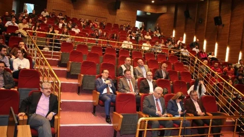 Hukuk Öğrencileri Ve Avukatlara 'belirsiz Alacak Davası' Semineri Düzenlendi