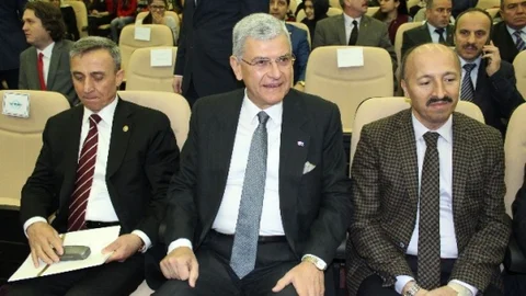 Bakan Bozkır “Geldiler Gördüler Ve Döndüler”