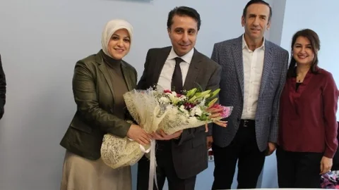 AK Parti Trabzon Milletvekili Aday Adayı Ayşe Sula Köseoğlu Doktorları Unutmadı