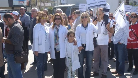 Dr. Demet Çardak'tan “Sağlığa Acil Müdahale Şart” Çıkışı