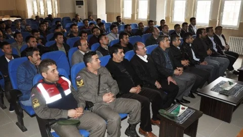 Kızıltepe'de Servis Şoförlerine Eğitim Verildi