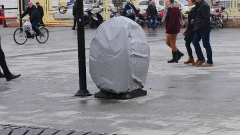 ‘Erdoğan' Kaşkolları Yok Sattı