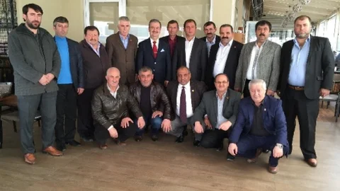 Milletvekili Aday Adayı Deribaş Muhtarlarla Buluştu