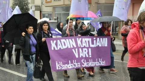 Dünya Kadınları Muğla'da Yürüdü