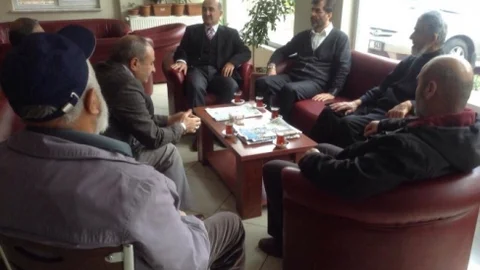 AK Parti Milletvekili Aday Adayı Rıfat Yıldırım'dan İlim Hikmet Vakfı Kayseri Şubesine Ziyaret