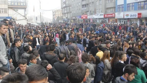 Hakkari'de YGS Öğrencileri İçin Eğlence Programı