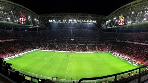 Aslan Arena'da 100. Maçında