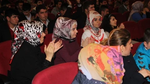 YGS'ye Girecek Öğrencilere Moral Ve Motivasyon