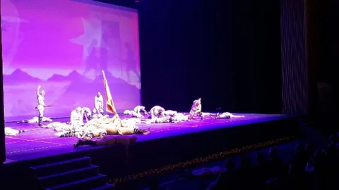 Çanakkale Zaferi Beşiktaş'ta Sahnelenen Oyunla Canlandırıldı