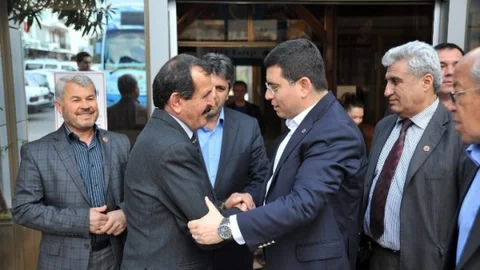 Başkan Tütüncü'ye 1000 Öğrenciyle Teşekkür Sözü