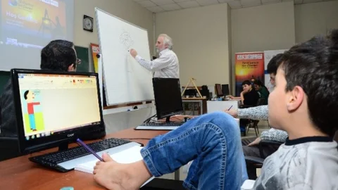 Hasan Kaçan “Hayal Dünyanızı Zenginleştirin”