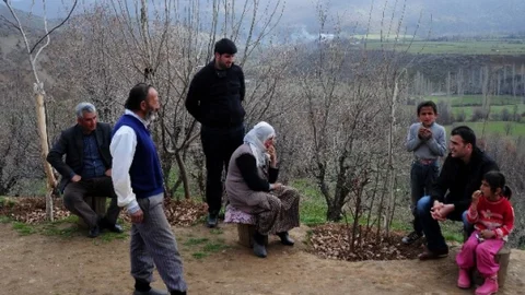 Kaymakam İnce Yardıma Muhtaç Aileye Sahip Çıktı