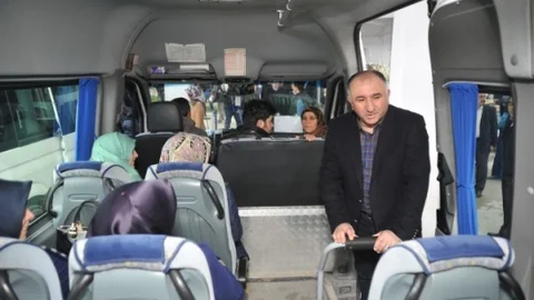 Başkan Çağlayan Öğrencileri Terminalden Uğurladı