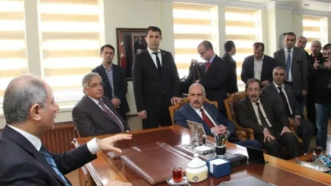 Bakan Ala'ya Sevgi Seli