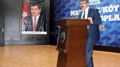 AK Parti'nin Mahalle Ve Köy Başkanları Toplandı