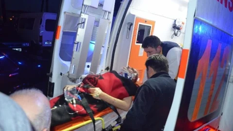 Sokak Lambasını Değiştirirken Ölümden Döndü