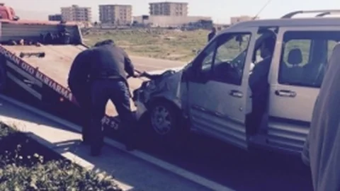Kızıltepe'den Öğrencileri YGS'ye Götüren Araç Kaza Yaptı