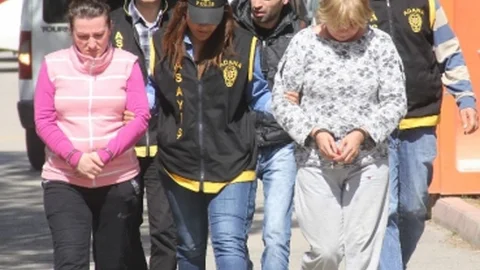 Dadı Olmak İçin Gelen Kadınlara Fuhuş Tuzağı