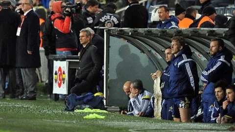 Fenerbahçe Geriye DÜştüğü Maçları Çeviremiyor