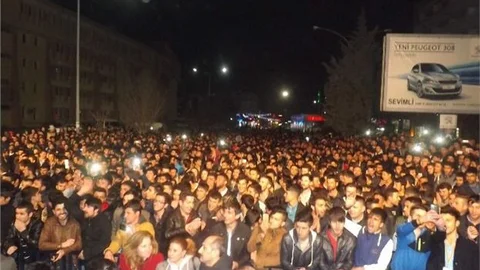 Van'da Mustafa Özarslan Coşkusu