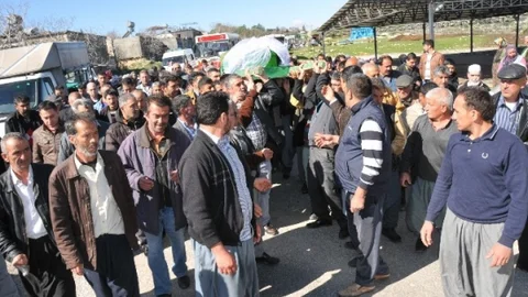 Ablasının Yaktığı Ayşe Gelinliğiyle Son Yolculuğuna Uğurlandı