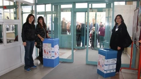 Gençlik Merkezi Üyeleri Kalem Ve Silgi Topladı