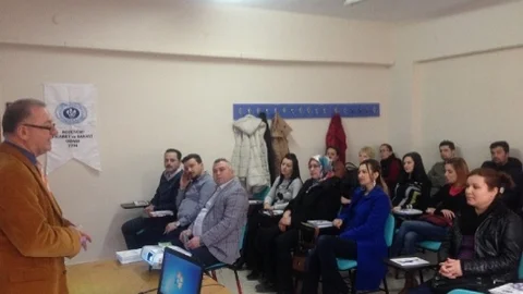 Bozüyük'te Uygulamalı Girişimcilik Eğitimleri Başladı