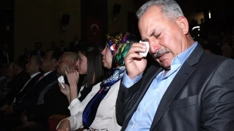 Şehit Yakını Ve Gazilere ‘Devlet Övünç Madalyası'