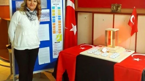 Öğrenciler Çanakkale Şehitliğinin Maketini Yaptı