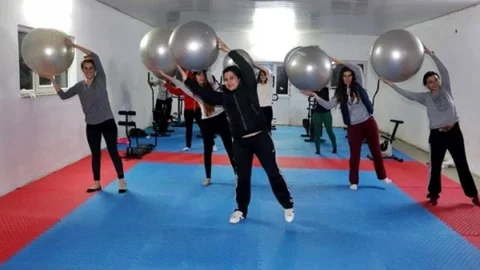Emirdağ Belediyesi'nden Bayanlar “Sağlıklı Yaşam Ünitesi” Kursu