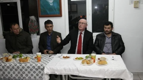 Başkan Kurt Muhtarların İstek Ve Beklentilerini Dinledi