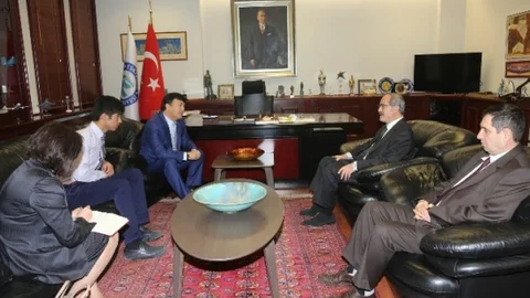 Kırgız Cumhuriyeti Ankara Büyükelçisinden Başkan Büyükerşen'e Ziyaret