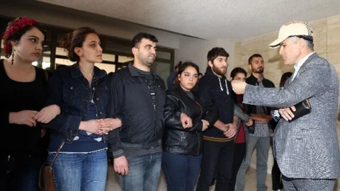 Panele Engel Olmak İsteyen 9 Öğrenci Gözaltına Alındı