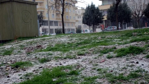 Midyat'ta Yağmur Ve Dolu Hayatı Olumsuz Etkiledi