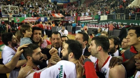 Kaf-Kaf Avrupa'ya Uçtu