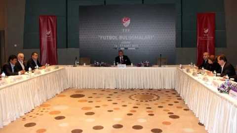 Fatih Terim Kulüp Yöneticileri İle Görüştü