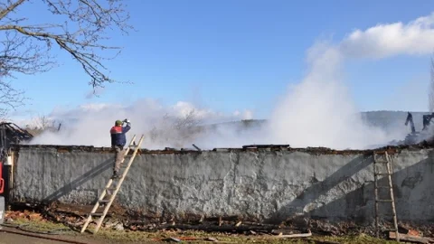 Yangında 2 Kardeş Yanarak Can Verdi