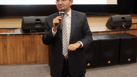 Kadın Gelişim Akademi Eğitimleri ‘Iletişim Becerileri' Konulu Konferans İle Devam Etti