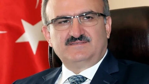 Vali Karaloğlu'dan Çanakkale Zaferinin 100. Yıldönümü Mesajı