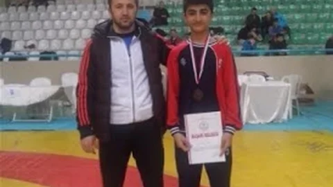 Bilecikli Güreşçiler Türkiye Güreş Şampiyonasına Gitmeye Hak Kazandılar