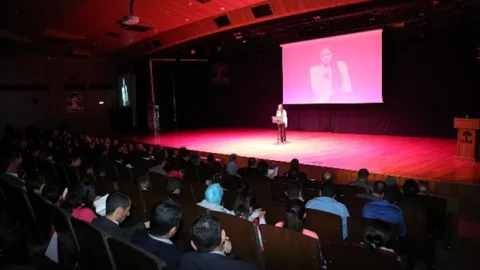 Çanakkale Zaferi ‘Şiir Ve Bilgi Yarışması' Ödül Töreni Düzenlendi